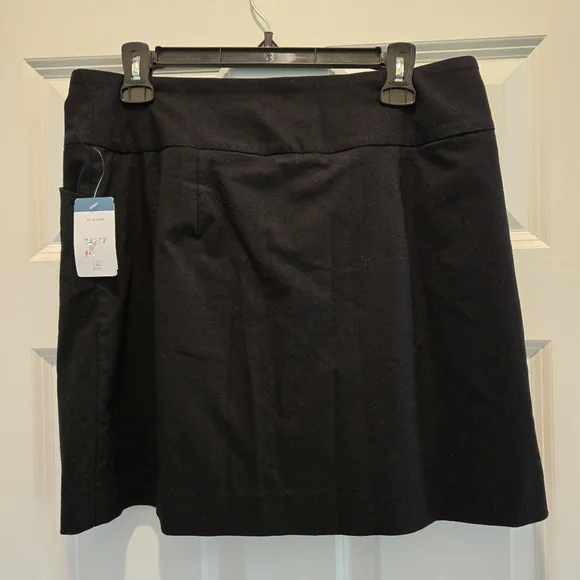 NWT Elliott Lauren Skort 12 Black Side Pockets Stretchy Longline Athleisure